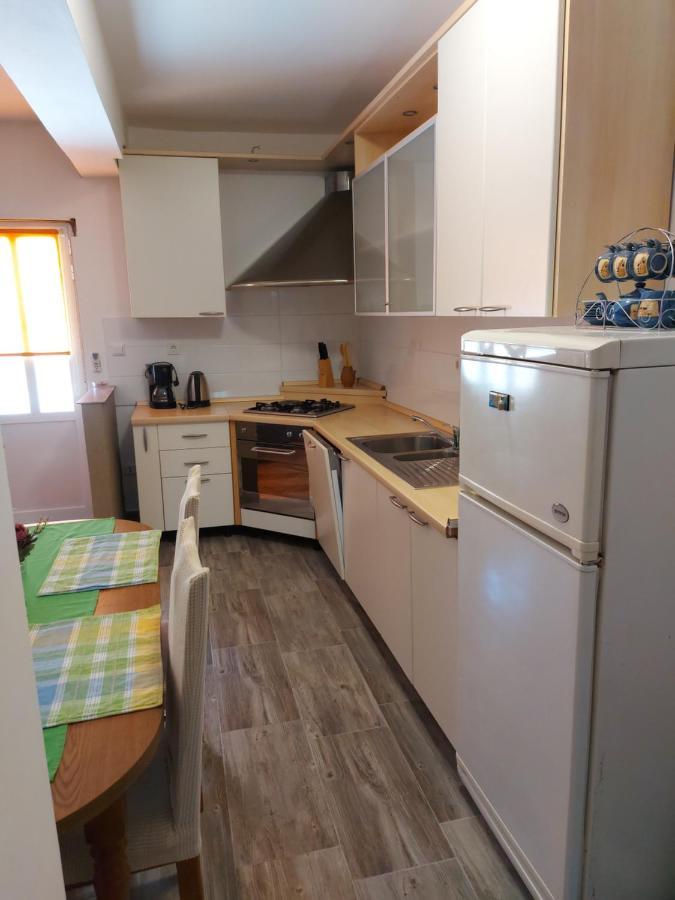Apartman Stefan Karlobag Exterior photo
