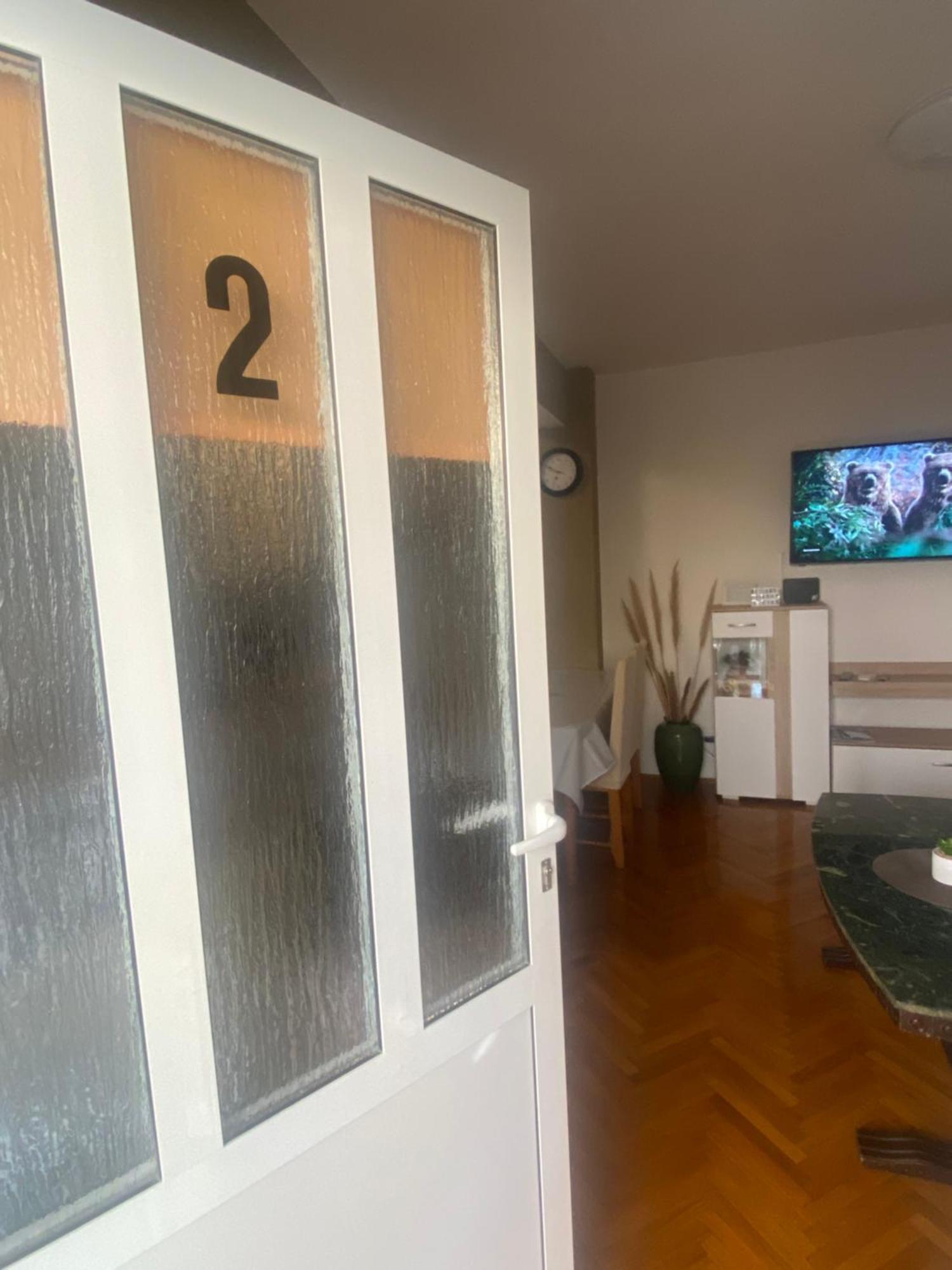 Apartman Stefan Karlobag Exterior photo
